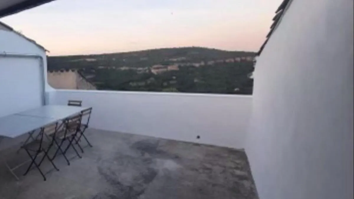 Holiday home Luberon Grde Maison De Village Avec Terrasse Saint-Martin-de-Castillon